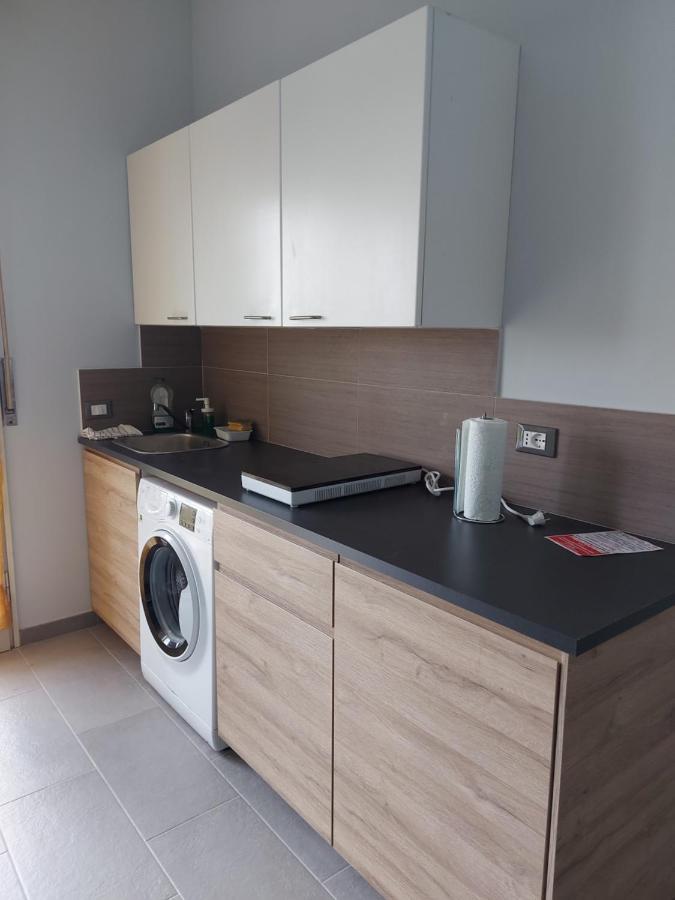 Fare Bnb - Room Del Parco Реджо Емилия Екстериор снимка