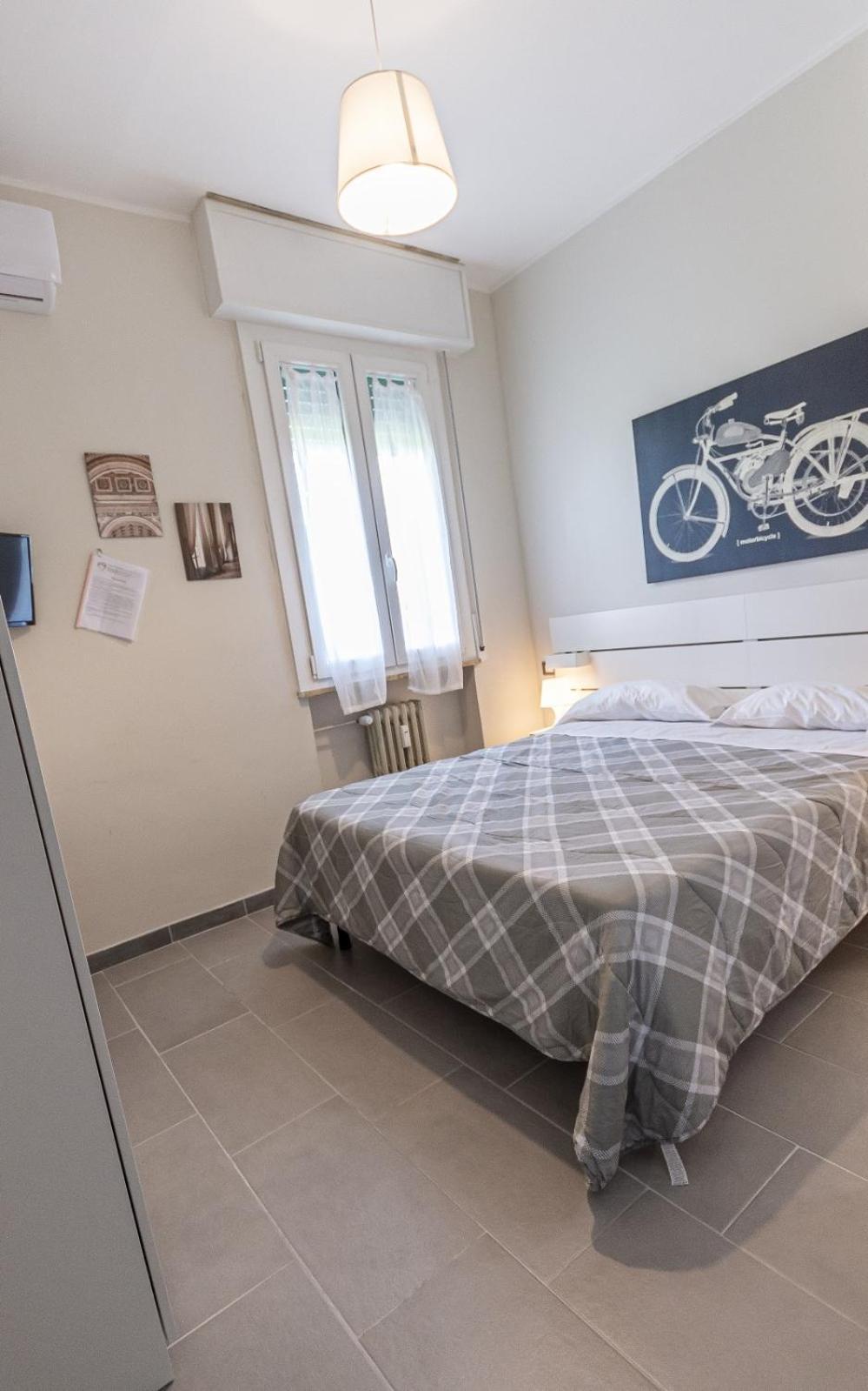 Fare Bnb - Room Del Parco Реджо Емилия Екстериор снимка