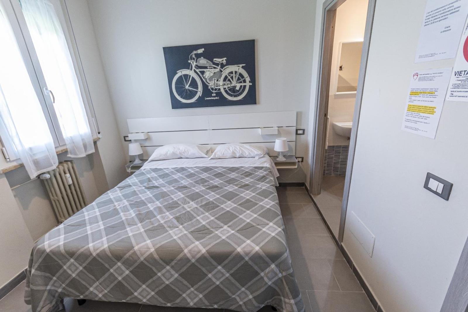 Fare Bnb - Room Del Parco Реджо Емилия Екстериор снимка